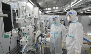 Dịch COVID-19 đang tăng cao tại TPHCM. Ảnh: Vân Sơn