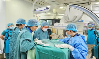 Đột tử 2 lần khi ngủ, người đàn ông thoát chết khó tin