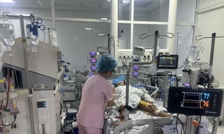 Bác sĩ cảnh báo căn bệnh 'tử thần' trẻ dễ mắc khi thời tiết thất thường