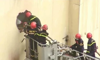 Vụ cháy quán karaoke ở Bình Dương: Nhiều nạn nhân bị biến dạng, chưa thể nhận diện