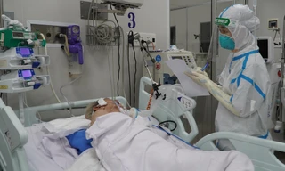 TPHCM chi viện giúp các tỉnh 'chặn' dịch đang bùng phát