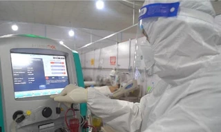 Điều trị bệnh nhân COVID-19 tại TPHCM 