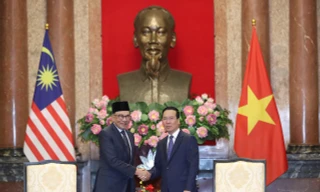 Chủ tịch nước Võ Văn Thưởng tiếp Thủ tướng Malaysia Anwar Ibrahim ngày 21/7. (Ảnh: Nhật Minh)