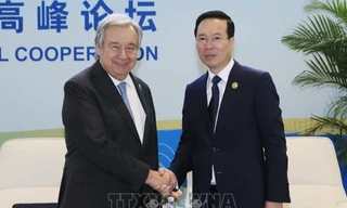 Chủ tịch nước Võ Văn Thưởng trong cuộc gặp Tổng Thư ký LHQ Antonio Guterres ngày 18/10. (Ảnh: TTXVN)