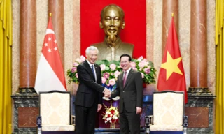 Thủ tướng Singapore Lý Hiển Long hội kiến Chủ tịch nước Võ Văn Thưởng