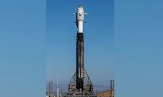 Vệ tinh do thám đầu tiên của Hàn Quốc sẽ được đưa lên quỹ đạo bằng tên lửa Falcon 9 của hãng SpaceX. (Ảnh: SpaceX)