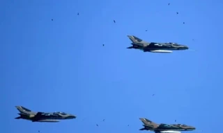 Chính quyền quân sự Myanmar thả bom sát đất Ấn Độ