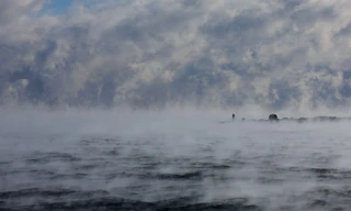 Biển bốc khói lạnh ở Massachusetts ngày 4/2