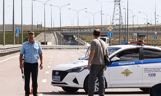 Nga cho biết vẫn đang điều tra vụ tấn công cầu Crimea rạng sáng ngày 17/7. (Ảnh: Tass)