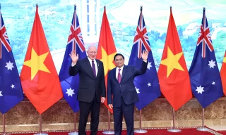 Thủ tướng Phạm Minh Chính và Toàn quyền Australia David Hurley. (Ảnh: Như Ý)