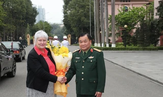 Quốc vụ khanh Bộ Quốc phòng Anh gặp Thứ trưởng Bộ Quốc phòng Hoàng Xuân Chiến