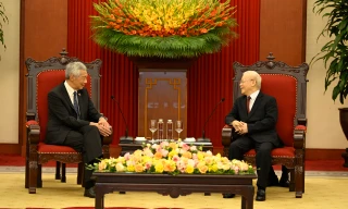 Tổng Bí thư Nguyễn Phú Trọng tiếp Thủ tướng Singapore Lý Hiển Long