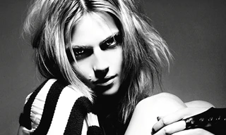 Siêu mẫu 9X Andrej Pejic 'ma lực' giới tính thứ 3