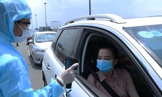 TPHCM thử nghiệm ‘mắt thần’ phòng COVID-19 ở chốt kiểm soát cửa ngõ