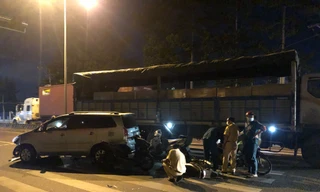 Lực lượng chức năng điều tra vụ việc.