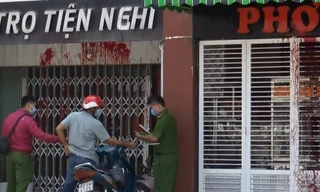 Nhiều hộ dân bị tạt sơn "khủng bố".