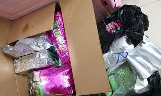 Hàng nghìn viên thuốc lắc, ma túy tổng hợp bị thu giữ.