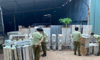 Hàng trăm sản phẩm điện tử, điện lạnh được phát hiện.