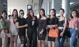 Lâm Chi Khanh đón mỹ nhân chuyển giới Thái