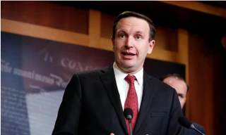 Thượng nghị sỹ Chris Murphy cho rằng, chính quyền ông Trump muốn lách luật để bán vũ khí cho Ả rập Xê út.