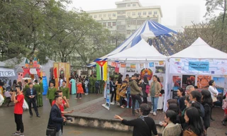 Nếu như các năm trước, các hoạt động nhân ngày Quốc tế Pháp ngữ được tổ chức rải rác tại các trường đại học, năm nay lần đầu tiên nó sẽ được tổ chức qui mô và phong phú tại khu vực Tượng đài Lý Thái Tổ. Ảnh minh họa