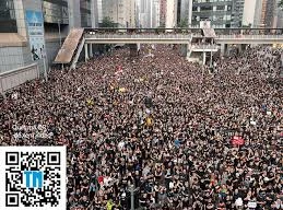 Những người biểu tình Hồng Kông đã gây tắc nghẽn đường phố trung tâm nhiều tuần nay.