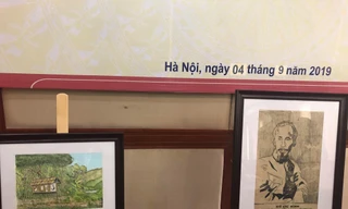 Bức chân dung Chủ tịch Hồ Chí Minh bằng chất liệu giấy dó được vẽ cách đây hơn 70 năm.