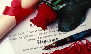 UAE thẩm định bằng cấp khá khắt khe mỗi khi tuyển dụng công chức và đề bạt thăng chức.