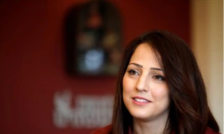 Gadeer Mreeh, cựu MC truyền hình, sẽ trở thành phụ nữ thiểu số đầu tiên tại quốc hội Israel. 