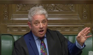 Chủ tịch Hạ viên Anh John Bercow bất ngờ ra phán quyết bác bỏ đề xuất bỏ phiếu lần 3 của bà May.