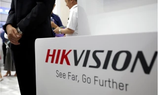 Logo của Hikvision được trưng bày tại hội chợ công nghệ thế giới tại Thiên Tân hồi tháng 5 vừa qua với khẩu hiệu " Nhìn xa, bước rộng"
