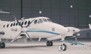 Chiếc máy bay này sẽ thực hiện rắc i ốt bạc vào mây để tạo mưa vào thứ Sáu tới.