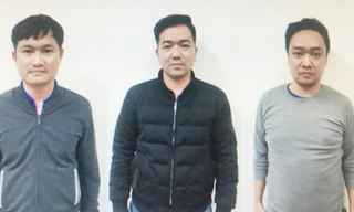 Triệt phá đường dây đánh bạc kiểu Rikvip