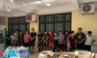 Các đối tượng trong đường dây trộm cắp, tiêu thụ gương ô tô và tang vật