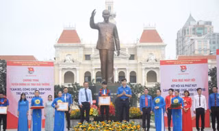TPHCM tuyên dương 63 cán bộ, công chức, viên chức