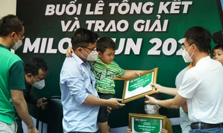 Trao giải chạy trực tuyến cho 20 bạn nhỏ nỗ lực rèn luyện, nâng cao sức khỏe