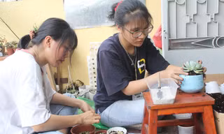 Tiếp nhận hơn 120.000 viên pin và thiết bị điện tử qua chương trình 'đổi pin lấy cây'