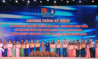TPHCM tuyên dương 188 'Sinh viên 5 tốt' cấp thành phố