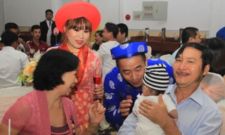 Những khoảnh khắc xúc động tại Lễ cưới tập thể của 100 đôi thanh niên, công nhân