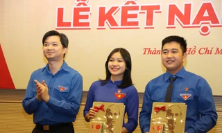 Hai sinh viên Sư phạm vào Đảng ngày đầu Tháng Thanh niên 