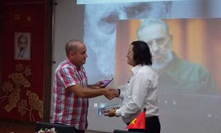 NXB Trẻ và NXB Tháng Tư hợp tác xuất bản sách về Việt Nam - Cuba