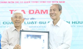 Con trai cố luật sư Nguyễn Hữu Thọ: ‘Cha tôi không có thời gian nói về mình’ 