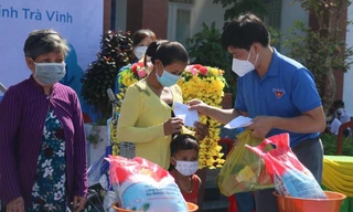 Kết nối trái tim tình nguyện mang yêu thương về Trà Cú 