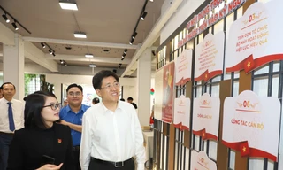 Đoàn TNCS Trung Quốc tìm hiểu thực tế các hoạt động tại Nhà Văn hóa Thanh niên TPHCM