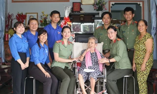 Đong đầy tình yêu thương hướng về nguồn cội, chăm lo an sinh xã hội 