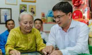 Trao bằng ‘Tổ quốc ghi công’ cho 5 nữ liệt sĩ biệt động hy sinh Tết Mậu Thân 1968