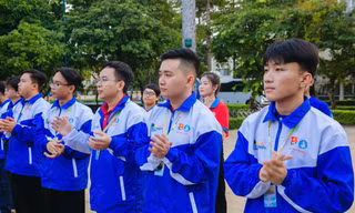 Tuổi trẻ TPHCM mang nhiều công trình ý nghĩa đến huyện đảo Phú Quý