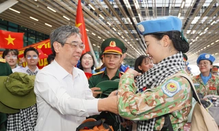 TPHCM chia tay các lực lượng tham gia Lễ diễu binh, diễu hành 30/4