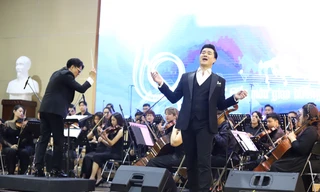 Đại học Quốc gia TPHCM đãi sinh viên chuỗi nhạc ‘quý tộc’