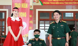 Hàng trăm cán bộ, học viên quân đội chia sẻ giọt máu đào ngày Chủ nhật Đỏ